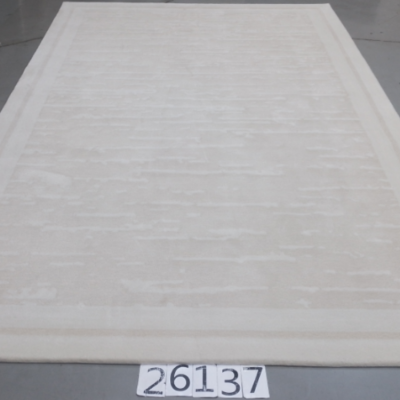 Wool Hand-made Lvory - Hued Elegance Rug