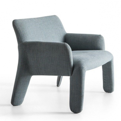 modern aesthetic design elegant curved lines Armchair Glove-up  MOLTENI&C 